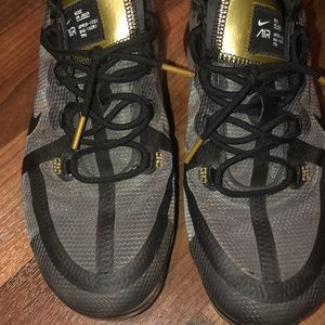 Vapor maxes black and gold